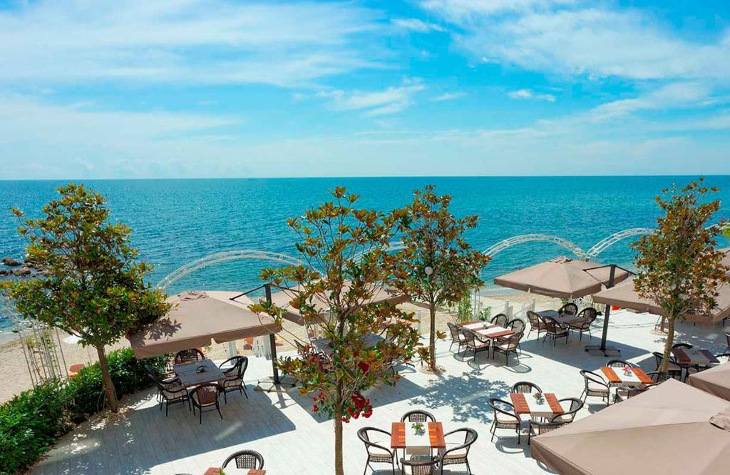 Luxurious And Panoramic Apartments At The Beach In La Mer Complex Golden Sands Exterior foto