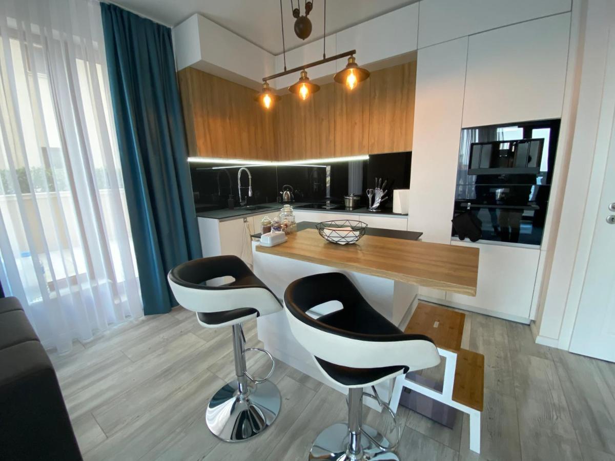 Luxurious And Panoramic Apartments At The Beach In La Mer Complex Golden Sands Exterior foto