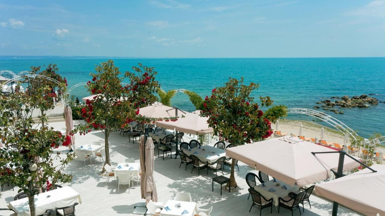 Luxurious And Panoramic Apartments At The Beach In La Mer Complex Golden Sands Exterior foto