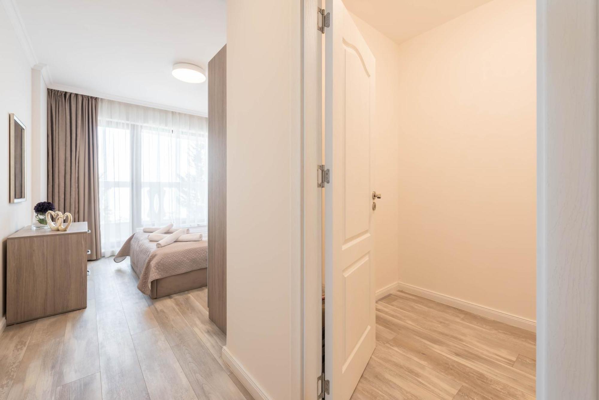 Luxurious And Panoramic Apartments At The Beach In La Mer Complex Golden Sands Exterior foto