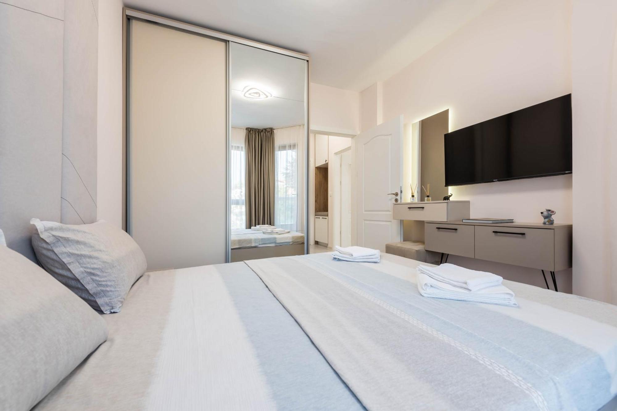 Luxurious And Panoramic Apartments At The Beach In La Mer Complex Golden Sands Exterior foto