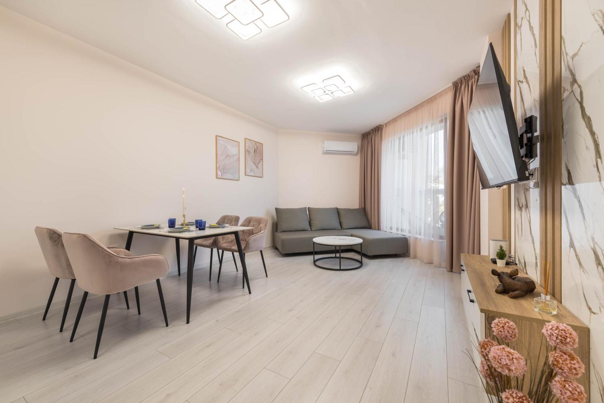 Luxurious And Panoramic Apartments At The Beach In La Mer Complex Golden Sands Exterior foto