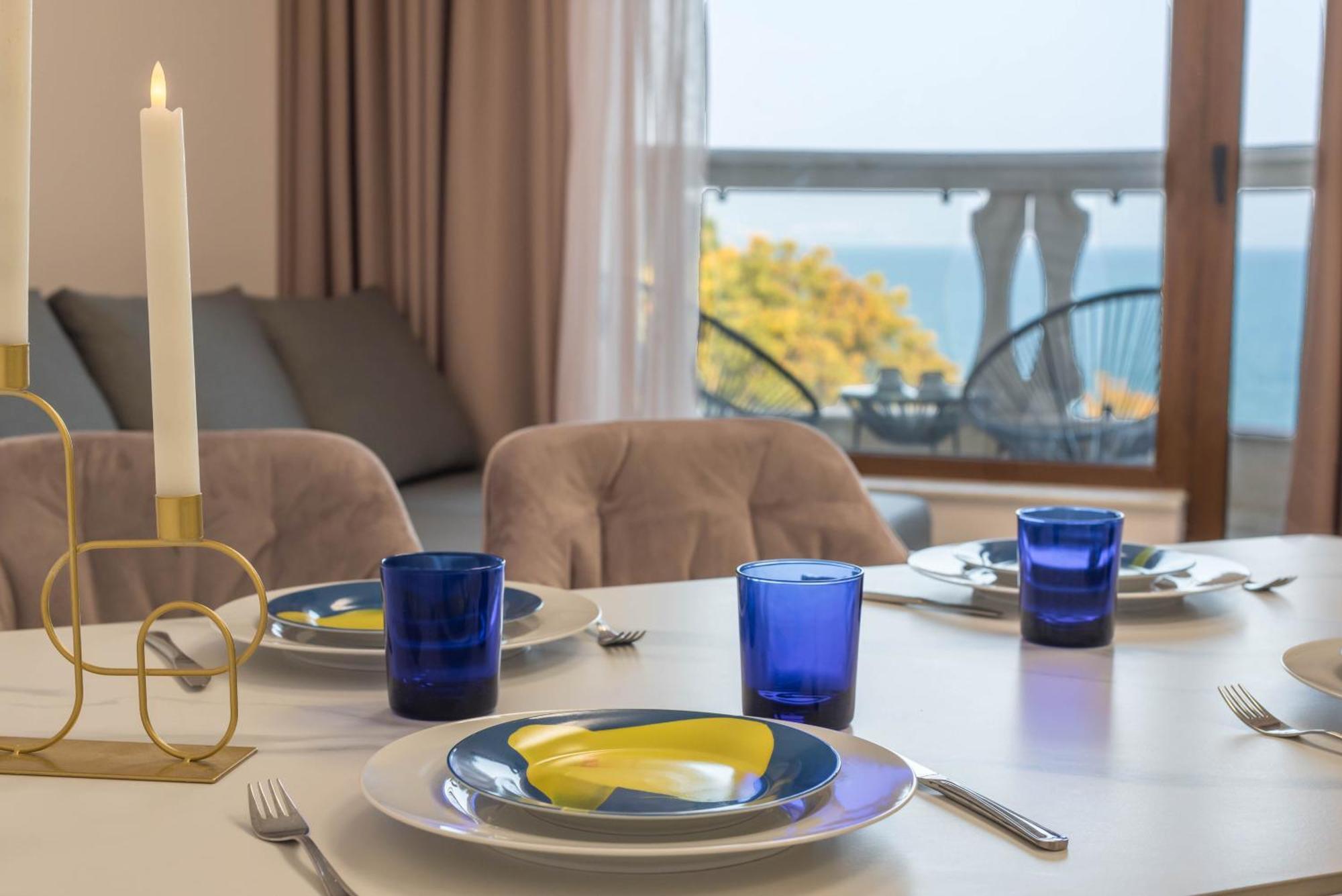 Luxurious And Panoramic Apartments At The Beach In La Mer Complex Golden Sands Exterior foto